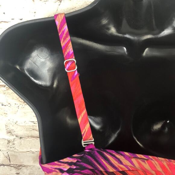 NEW Dana Buchman Tankini Womens 6 Multicolor Underwire Swim Top - Picture 4 of 8